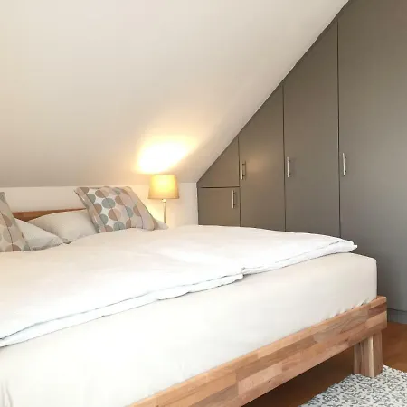 Haus Waldblick Holiday home Strelzhof