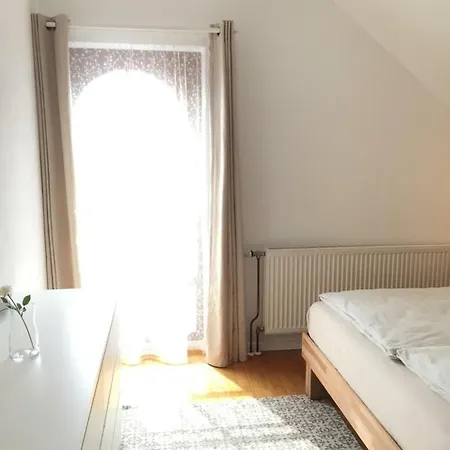 Haus Waldblick Holiday home Strelzhof